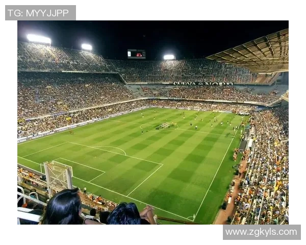 回顾2018年那些闪耀绿茵场的足球明星与他们的传奇时刻